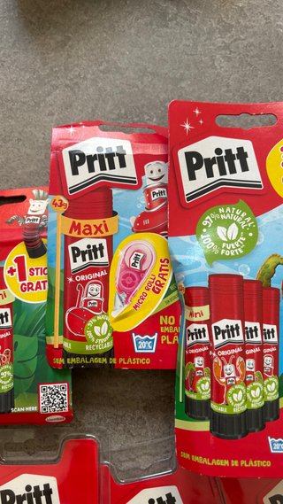 Lote material Pritt nuevo, pegamentos y corrector