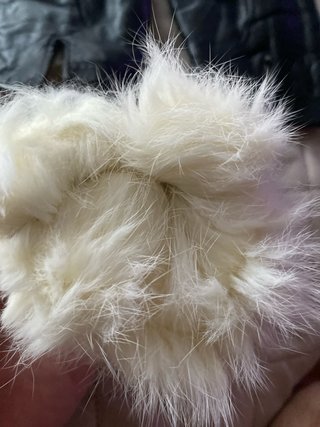 Guantes de piel marrones y negros