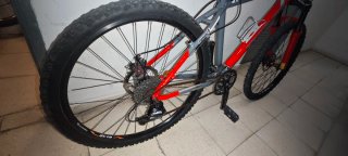 Bicicleta Montaña, con discos y amortiguadores