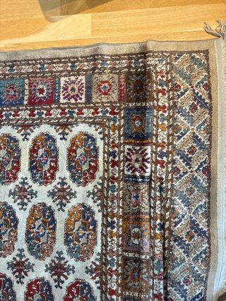 Tappeto in lana beige e multicolore