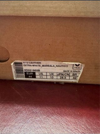 Zapatillas Veja V12 Blancas y Rojas