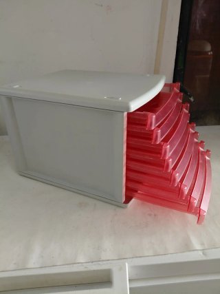 Cajonera Archivador Plástico Rojo y Blanco