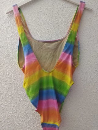 Bañador arcoíris talla L