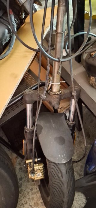 Piezas de despiece para Aprilia SR Motard
