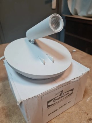 Aplique LED Minimalista Orientable