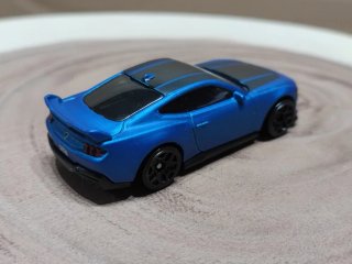 Ford Mustang Dark Horse Hot Wheels Azul