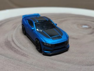 Ford Mustang Dark Horse Hot Wheels Azul