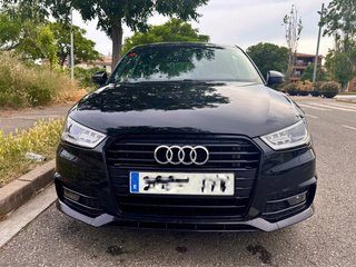 Audi A1 Black Edition S line 1.6 TDI 116cv
