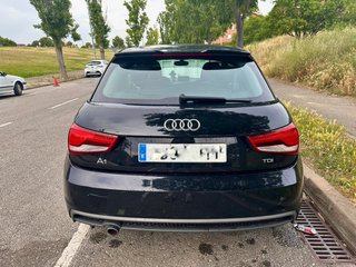 Audi A1 Black Edition S line 1.6 TDI 116cv
