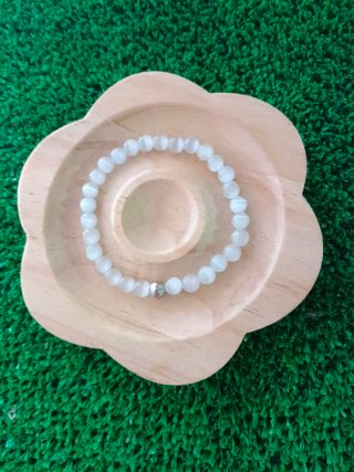 Pulsera de piedras naturales de selenitas y acero