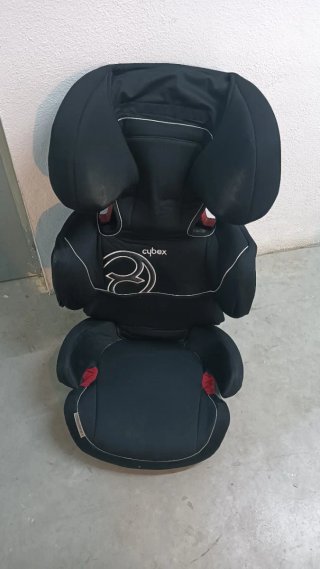 Silla de coche Cybex negra