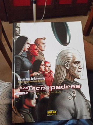 Los Tecnopadres.  Volumen 8