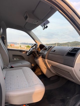 Volkswagen Transporter T5 2011