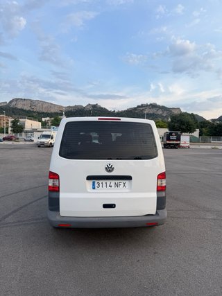 Volkswagen Transporter T5 2011