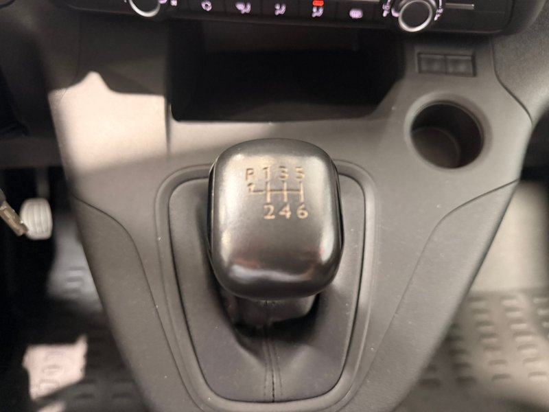 Citroën Berlingo Talla M BlueHDi 1.5 S&S Live 2022, foto 13