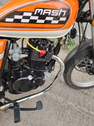 Mash Seventy 125 Naranja - Moped