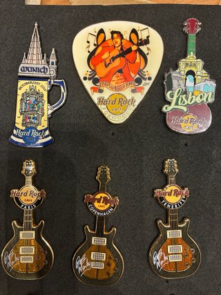 Diferentes pins Hard Rock Cafe