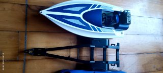 Lote Playmobil: Coche, Barco y Figuras
