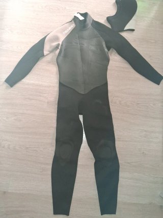 Traje de neopreno Tribord y capucha
