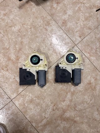 2 Motores Elevalunas Delanteros VW Passat B6