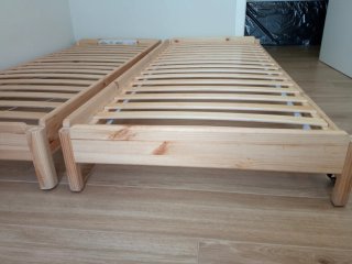 Cama nido apilable Ikea de pino de 80x200