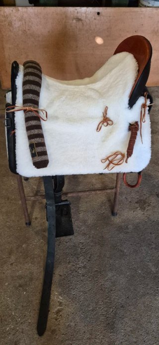 Silla vaquera casi nueva