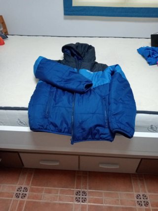 Anorak Regatta azul talla 14