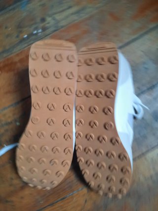 Zapatillas deportivas mujer beige y blanco