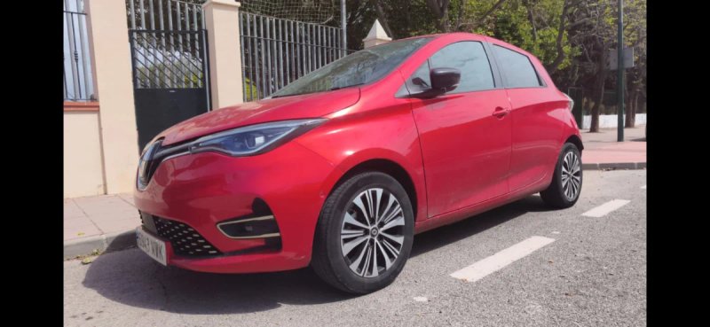 Renault ZOE Iconic 2023 - foto 1