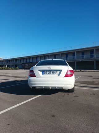Mercedes C180 del 2013 vendo o cambio por Clasico