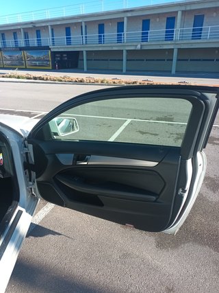 Mercedes C180 del 2013 vendo o cambio por Clasico