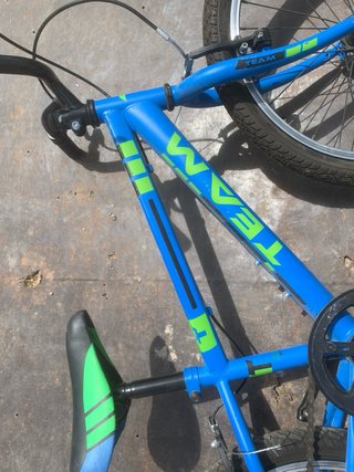 Bicicleta infantil azul TEAM