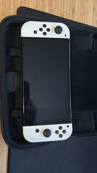 Nintendo Switch OLED + Todos Accesorios y Funda