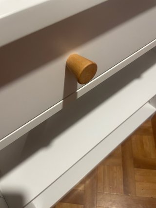Mueble recibidor blanco y madera