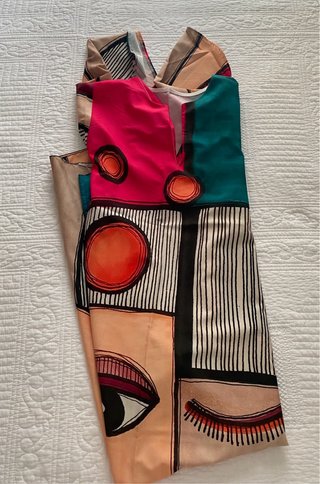 Vestido estampado caras