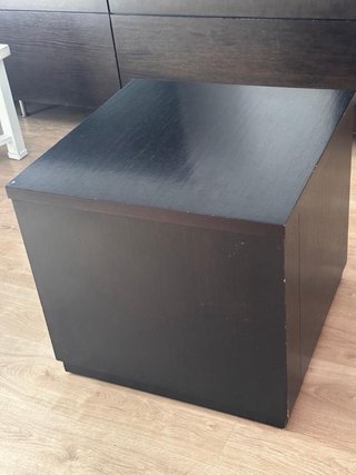 Libreria, mueble bar y vitrina de madera wengue