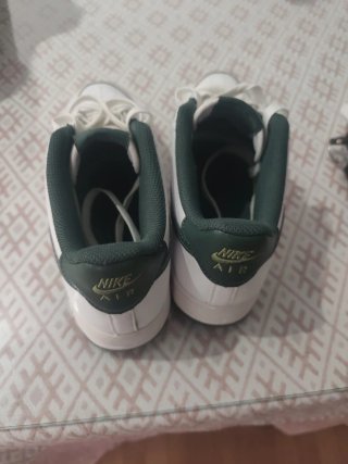 Zapatillas Nike Air Force 1 Blancas y Verdes