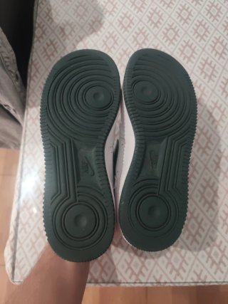 Zapatillas Nike Air Force 1 Blancas y Verdes