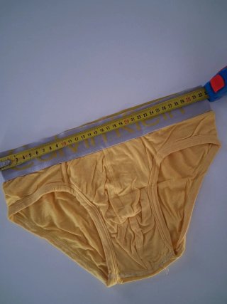 Calvin Klein Slip Amarillo Talla S/M