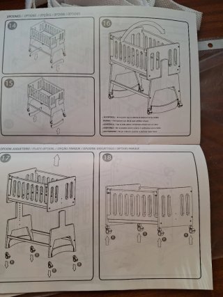Minicuna para bebé con ruedas