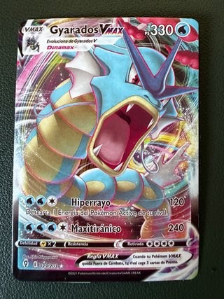 Carta Pokémon Gyarados VMAX 330 PS