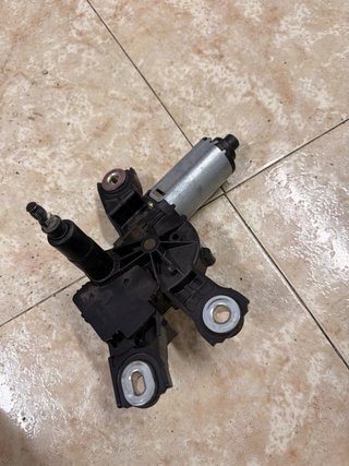 Motor elevalunas maletero Passat B6