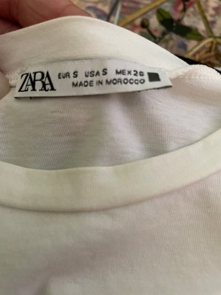 Camiseta con estampado de mujer