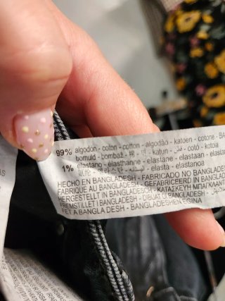 Falda vaquera Zara negra