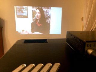 Proyector Yaber Y20 Full HD HDMI USB VGA