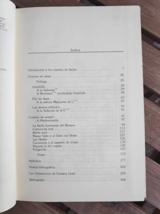 Cuentos de antaño. Charles Perrault