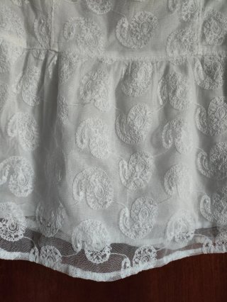 Top péplum blanco Stradivarius