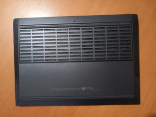 Portátil Victus para piezas + cargador