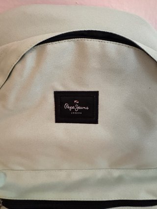 Mochila Pepe Jeans Negra y Verde Menta