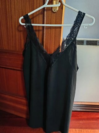 Camisa de tirantes con encaje